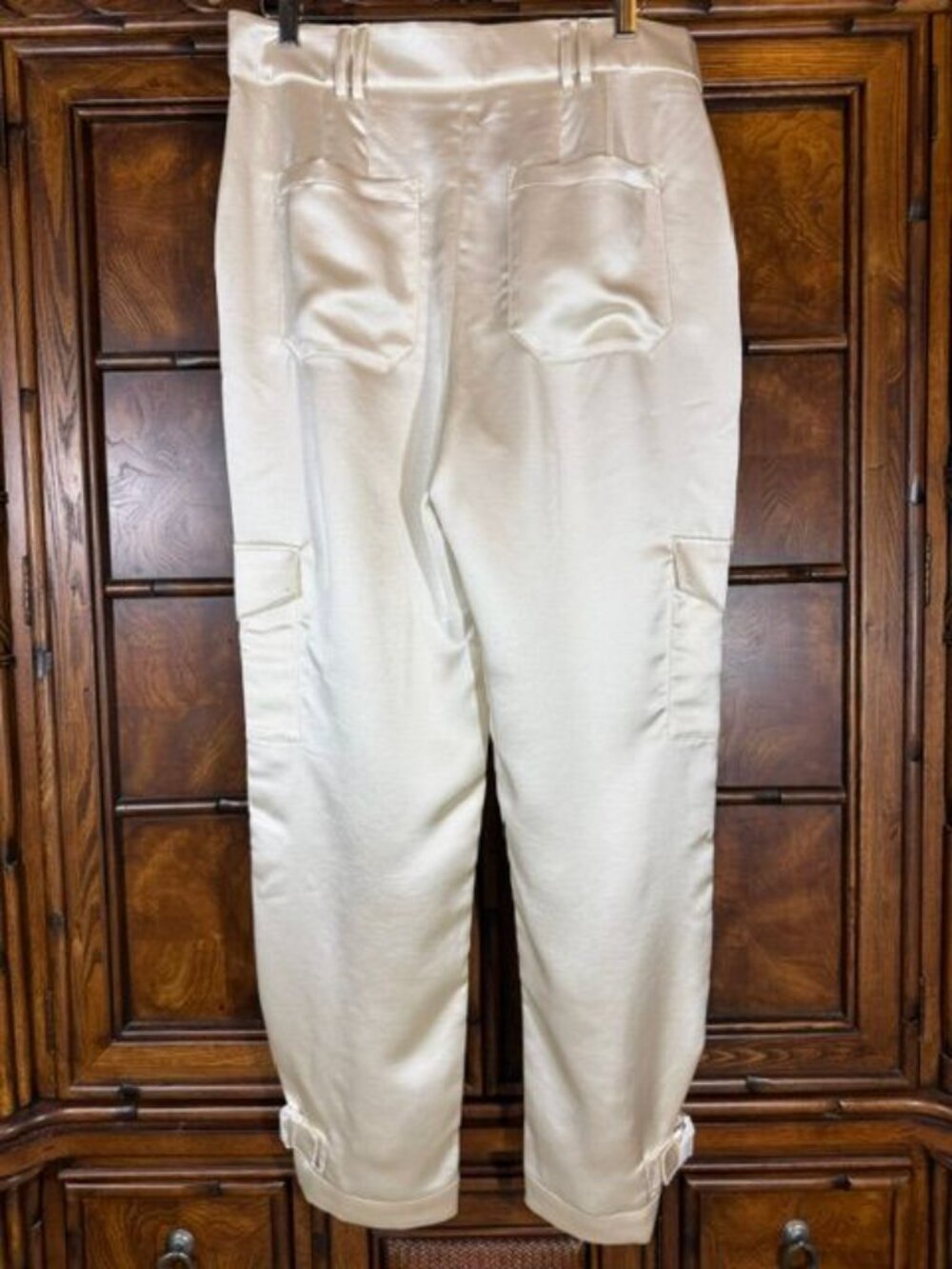 Express Ivory Satin Super High Rise Adjustable Buckle Hem Cargo Pant Sz 12 Long - Picture 8 of 16